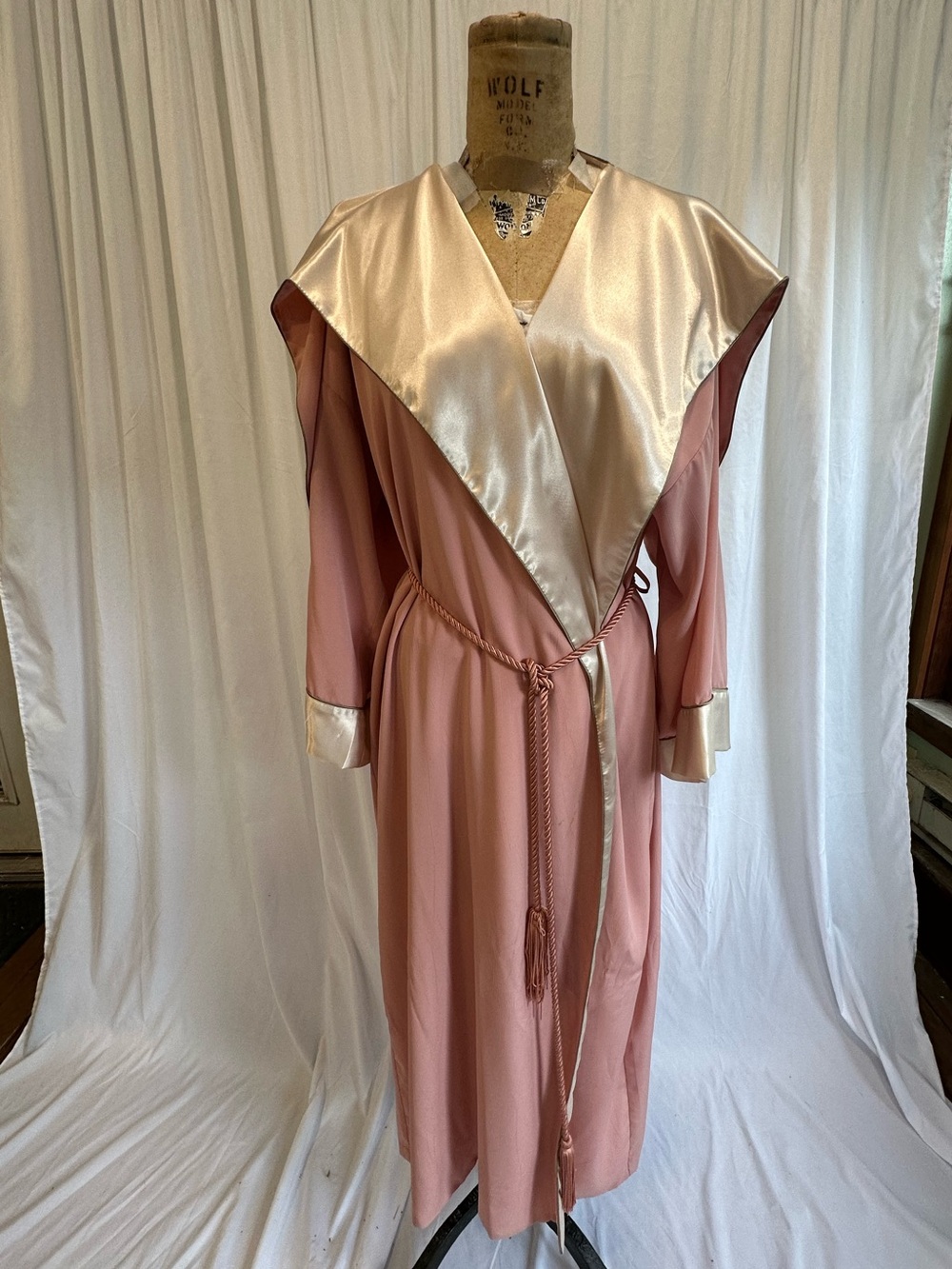 Vintage Gold Label Victoria’s Secret Satin-Trim Pink Wrap Robe